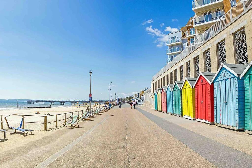 Spacious 4 Bed Rooms, Parking, Garden&Near Parks, Beaches&University Bournemouth Exterior foto